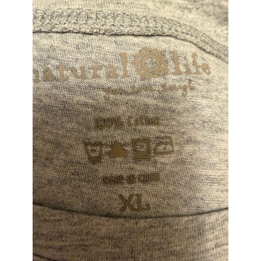 NWT Natural Life Fave Little Things Embroidered Tee Grey Pets Cats & Dogs Sz XL - Picture 7 of 8